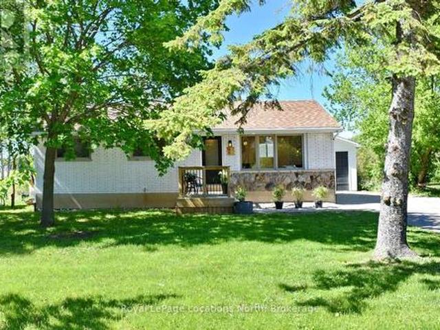 House for sale in Nottawa, Clearview