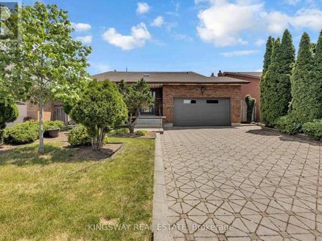 House for sale in Ancaster, Ontario