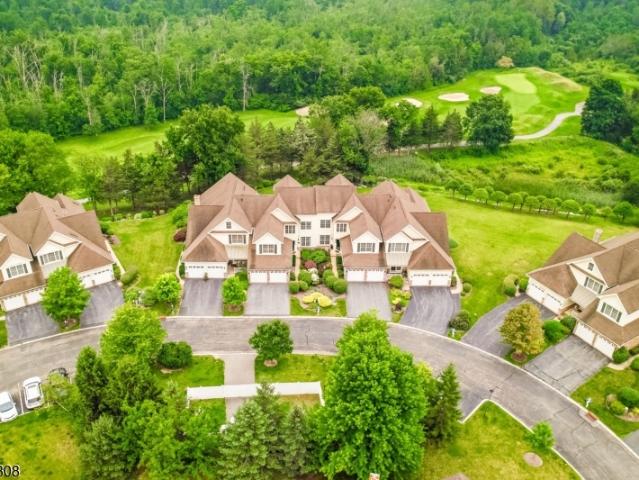 Townhouse for sale in Stockholm, New Jersey