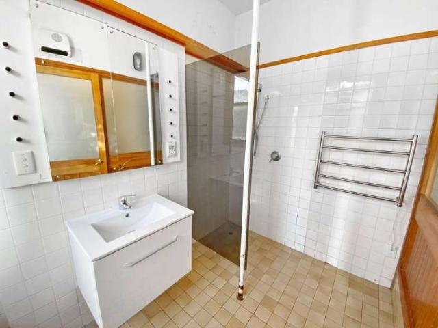 House for rent in Saint Albans, Fendalton-Waimari-Harewood Community