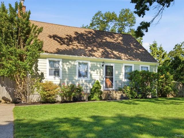 House for sale in Centereach, New York