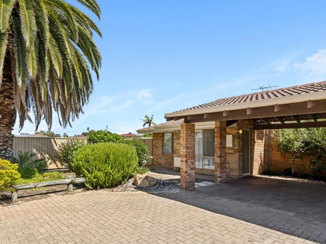 Villa for sale in Stirling, Western Australia