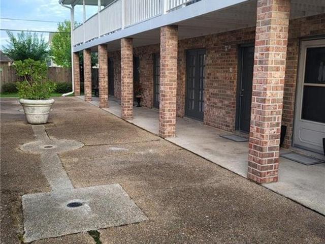 Townhouse for sale in Destrehan, Louisiana