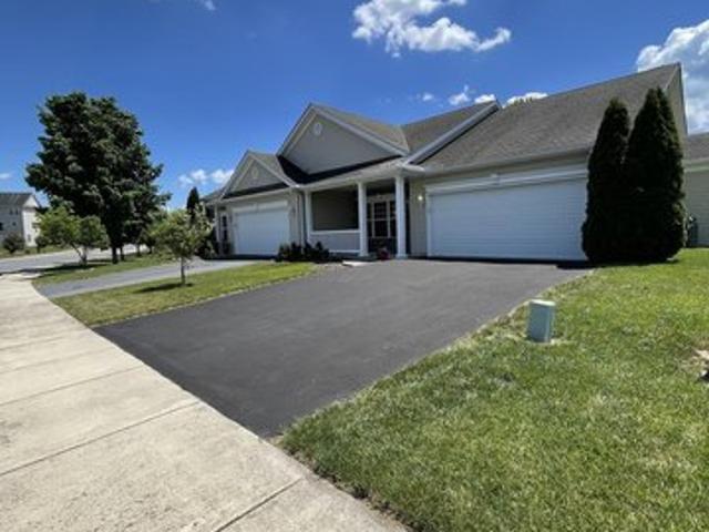 Townhouse for sale in Falling Waters, West Virginia
