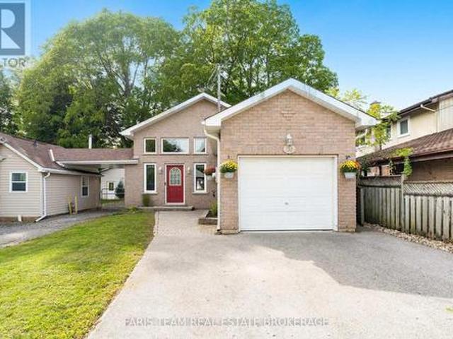 House for sale in New Tecumseth, Ontario