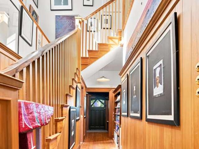 House for sale in Chaslands, Canterbury