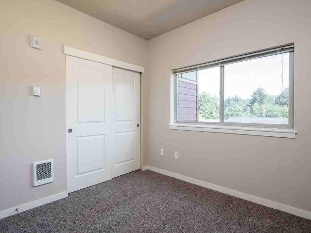 Apartment for rent in Bridlemile, Portland