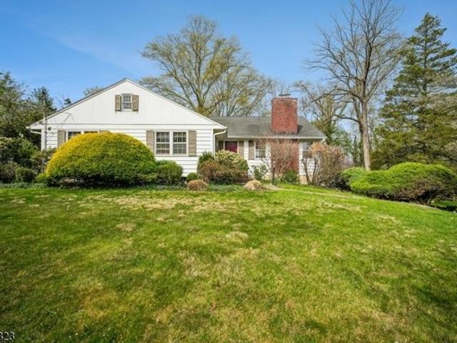 House for sale in Millington, New Jersey