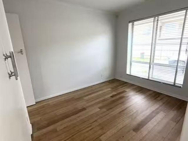 House for rent in Albion, Victoria