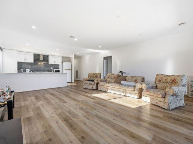 House for rent in Natte Yallock, Victoria