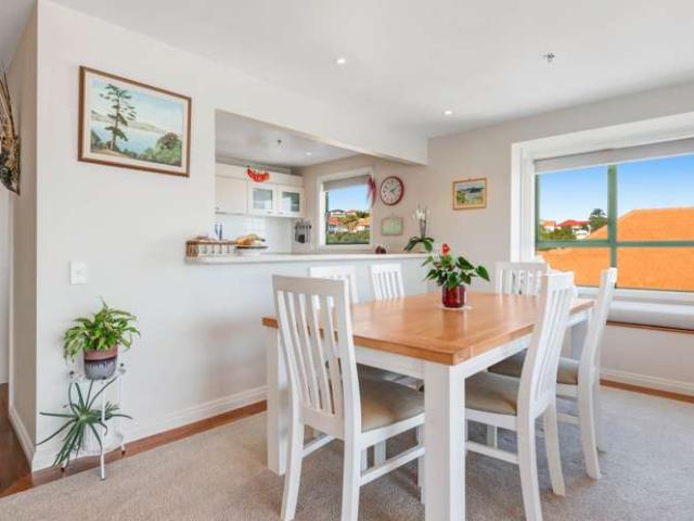 Apartment for sale in Whangaparaoa