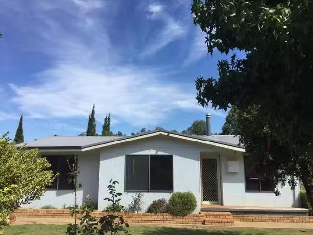House for rent in Dwellingup, Western Australia