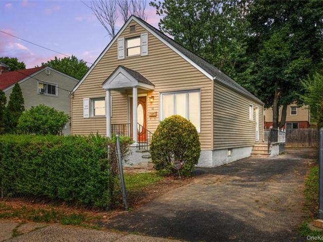 House for sale in White Plains, New York