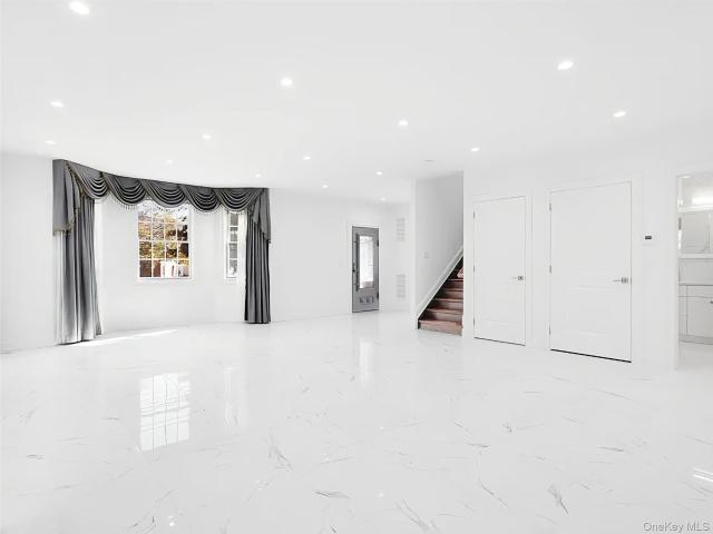 Property for rent in Village of Mineola, Nassau County