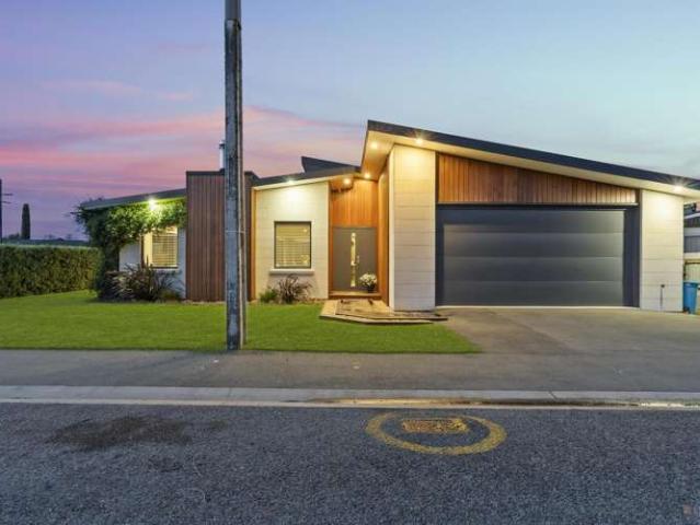 House for sale in Levels, Canterbury