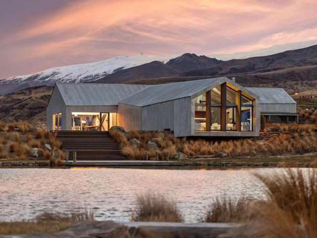 Land for sale in Otakou