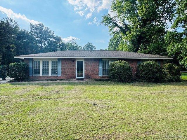 House for sale in Elmore, Alabama