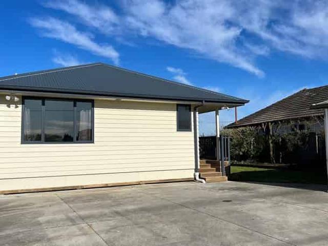 House for rent in Chaslands, Canterbury