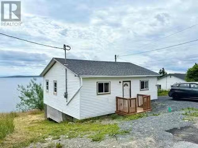 House for sale in Upper Island Cove, Newfoundland And Labrador