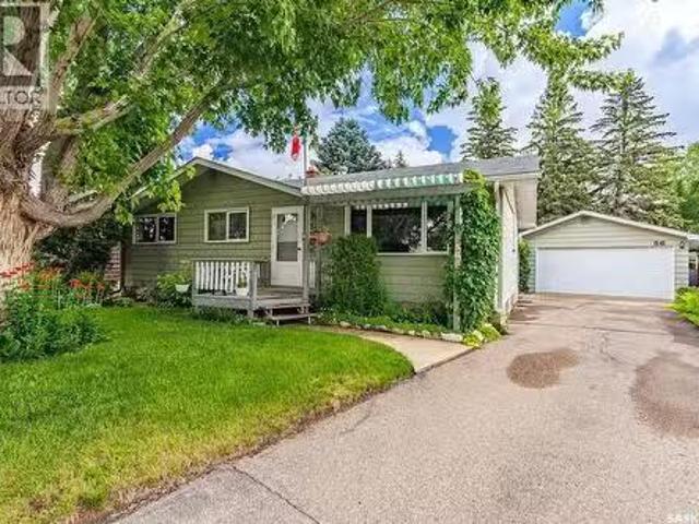 House for sale in Massey Place, Saskatoon