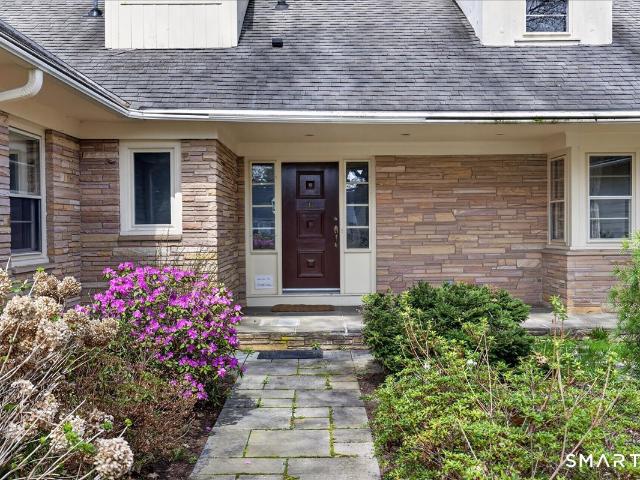 House for sale in Hamden, Connecticut