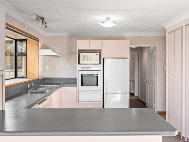 House for sale in Otakou