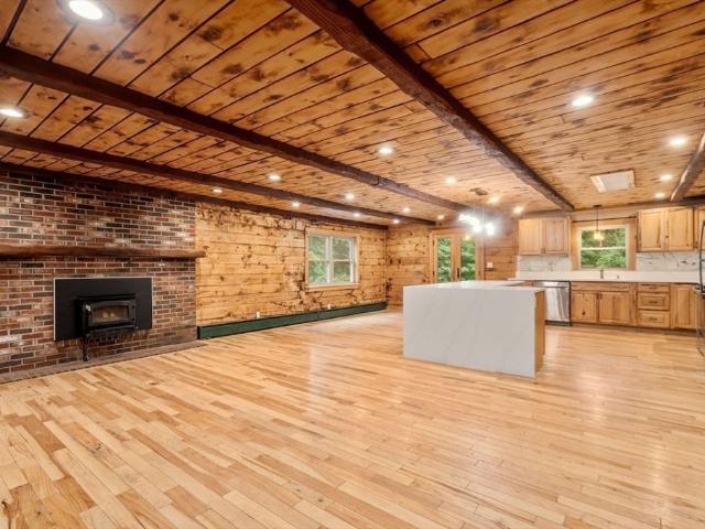 House for rent in Bristol, Massachusetts