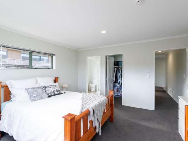 House for sale in Pauatahanui, Wellington