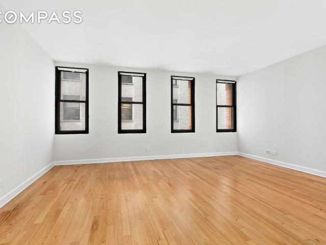Condo for sale in Arverne, New York