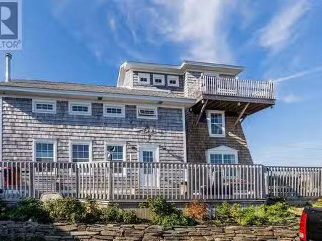 House for sale in Bishop's Cove, Newfoundland And Labrador