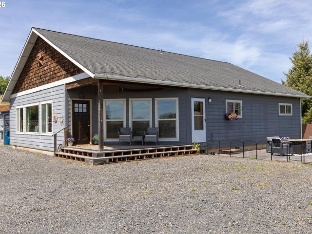 House for sale in White Salmon, Washington
