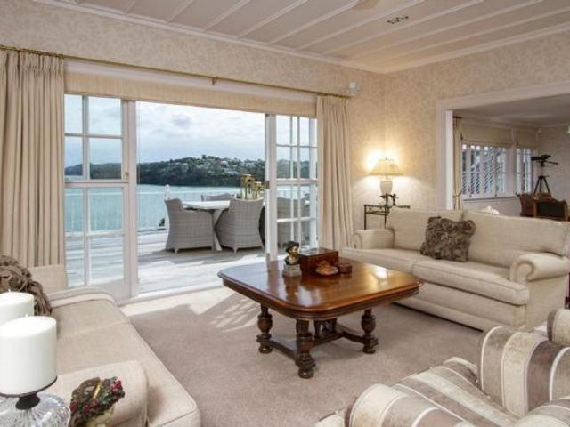 House for rent in Northcote Point, Kaipātiki