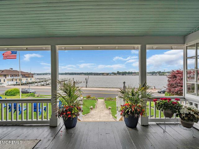 House for sale in Island Heights