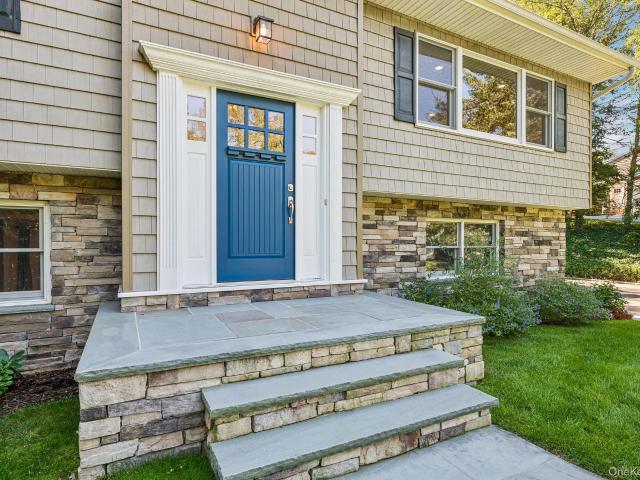 House for sale in Huntington, New York