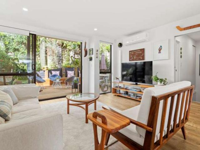 Townhouse for sale in Whangaparaoa, Oroua County