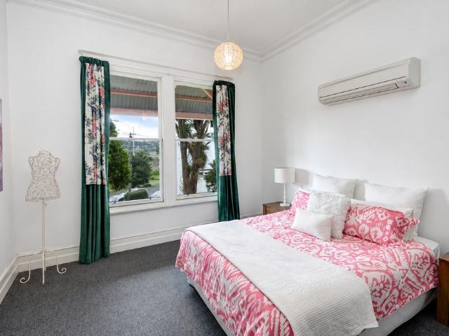 House for rent in Otakou