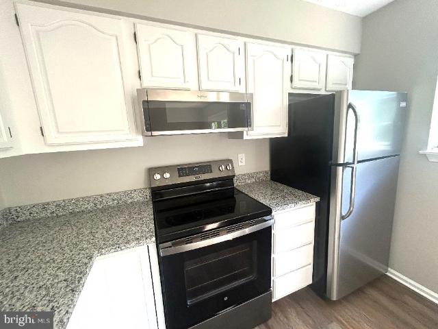 Townhouse for sale in Inwood