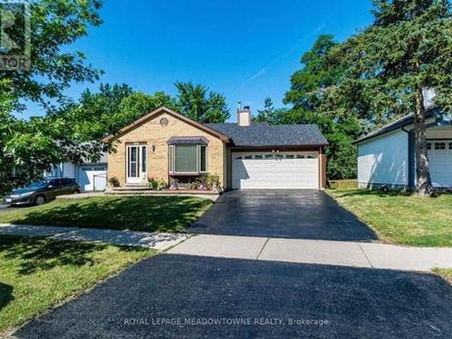 House for sale in Georgina, Ontario