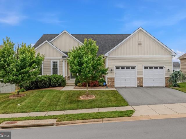 House for sale in Charles Town, West Virginia
