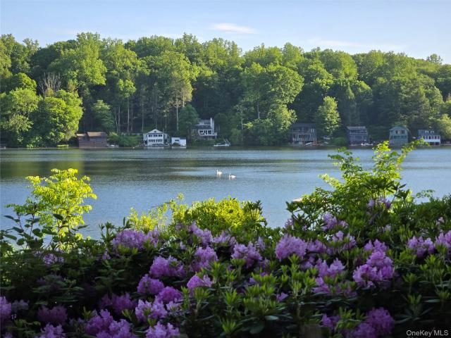 House for sale in South Salem, New York