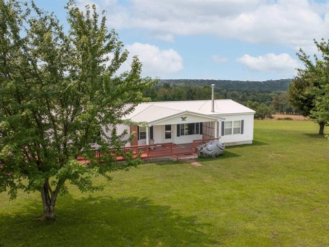 House for sale in Bruceton Mills, West Virginia