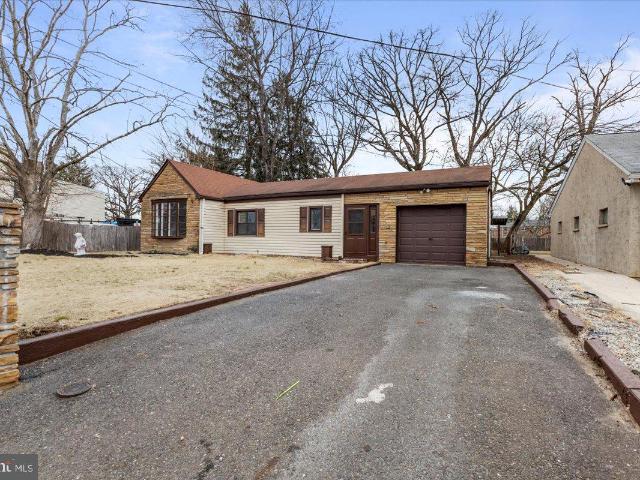 House for sale in Crosswicks, New Jersey