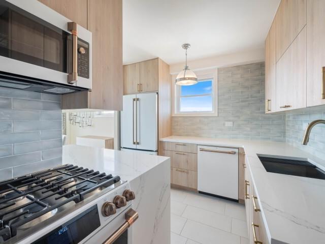 Property for sale in The Bronx, Arverne
