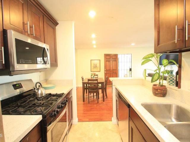 Property for sale in Tarzana Neighborhood Council District, Canoga Park