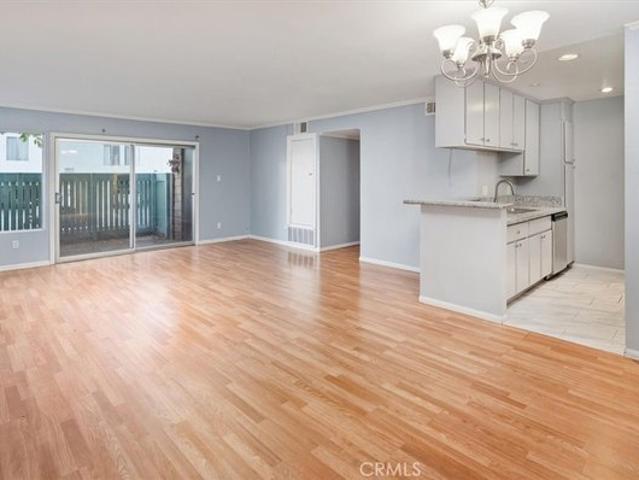 Condo for sale in Tarzana Neighborhood Council District, Canoga Park