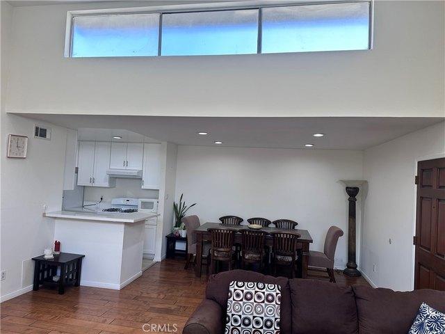 Condo for sale in Tarzana Neighborhood Council District, Canoga Park