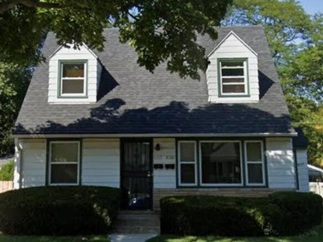 House for sale in Milwaukee, Wisconsin
