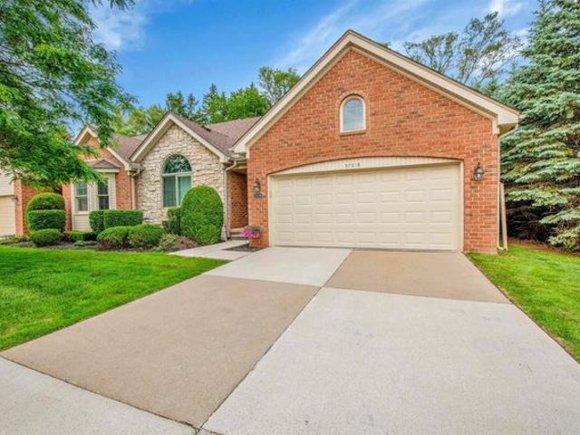 Condo for sale in Washington, Missouri