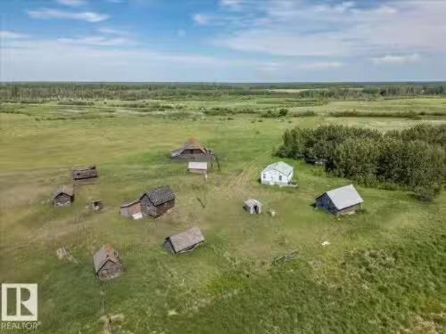 House for sale in Alberta