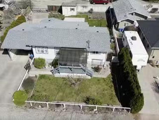 House for sale in Osoyoos, British Columbia